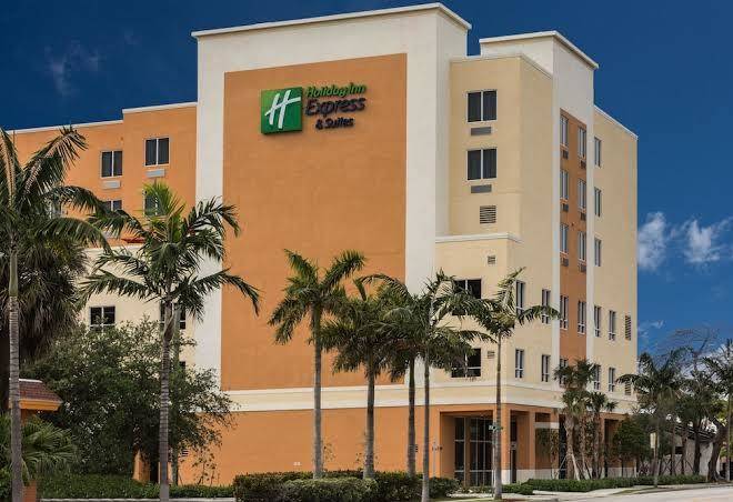 Holiday inn express & suites fort lauderdale airport south