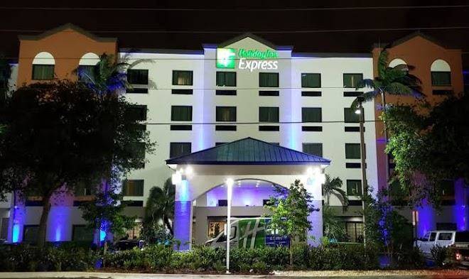 Holiday inn express & suites fort lauderdale airport west