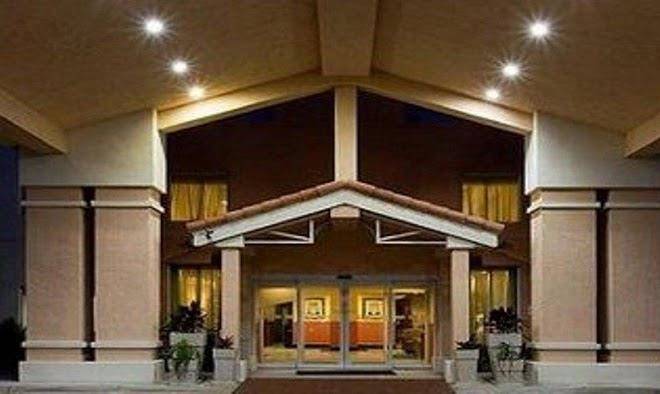 Holiday inn express & suites pembroke pines sheridan st