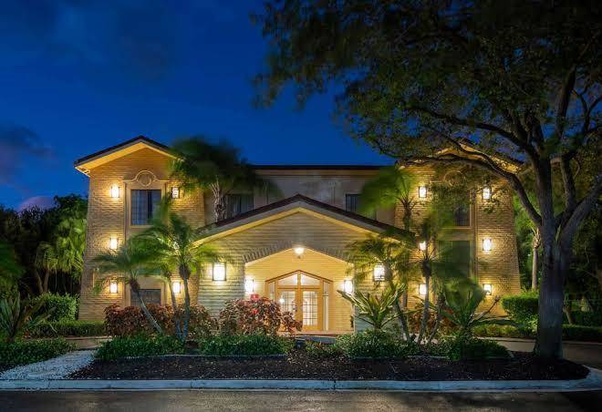 La Quinta Inn By Wyndham Deerfield Beach I 95 At Hillsboro E Image