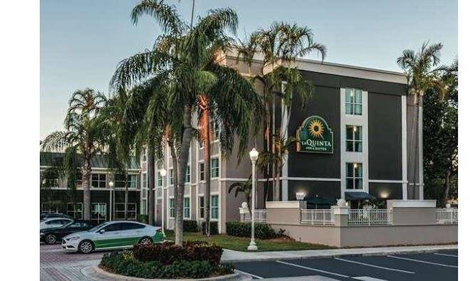 La quinta inn & suites by wyndham plantation at sw 6th st