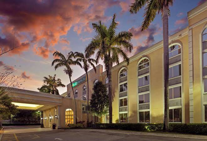 La quinta inn & suites by wyndham sunrise