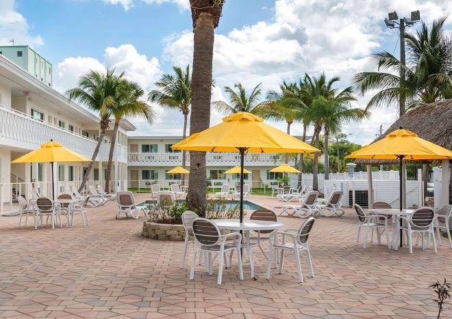 Rodeway inn near hollywood beach