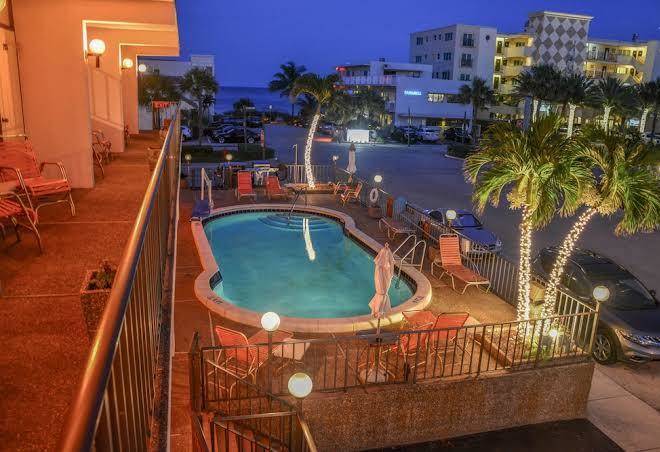 Sea cliff motel