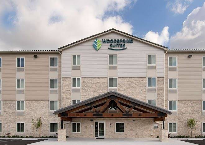 Woodspring suites deerfield beach