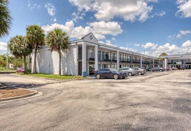 Zen living suites extended stay jacksonville orange park