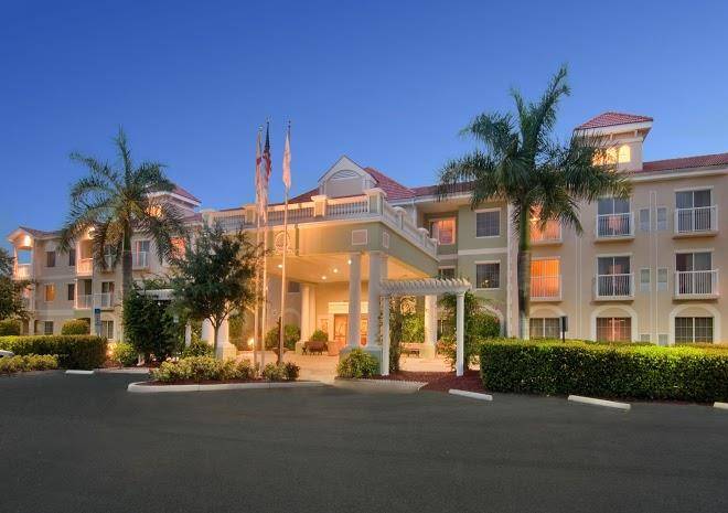 Doubletree suites by hilton hotel naples