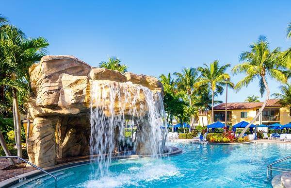Naples bay resort