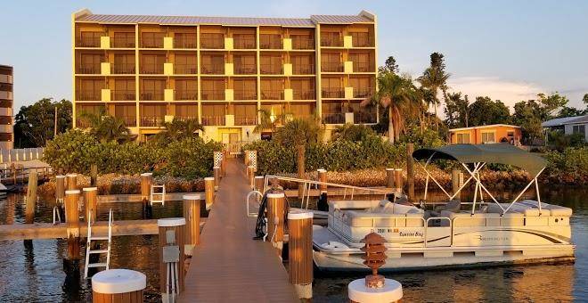 Sunrise bay resort club