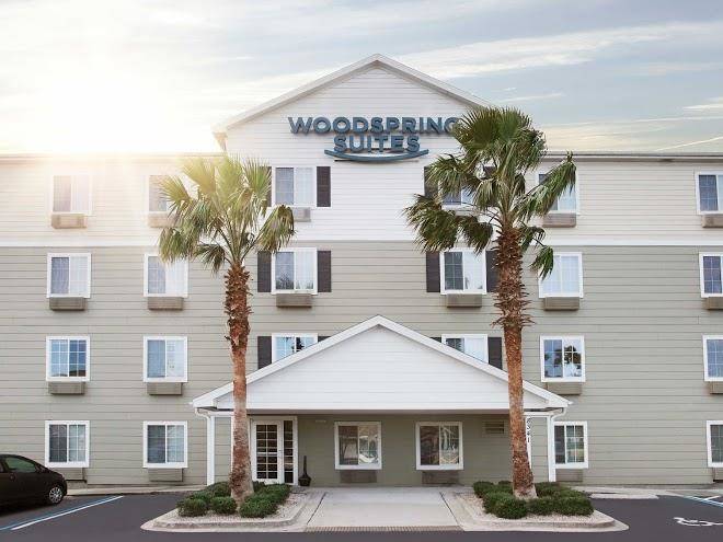 Woodspring suites jacksonville i 295 east
