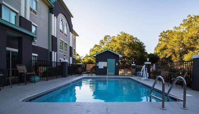 Best western plus blue angel inn