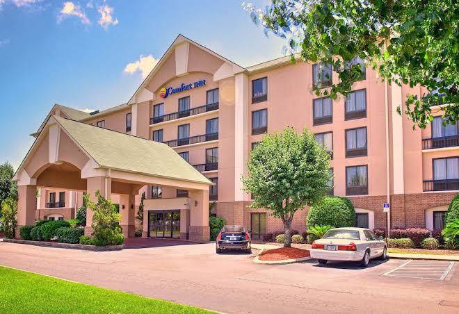 Comfort inn pensacola university area