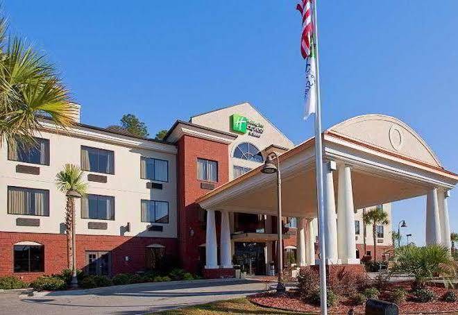 Holiday inn express & suites pensacola w i 10