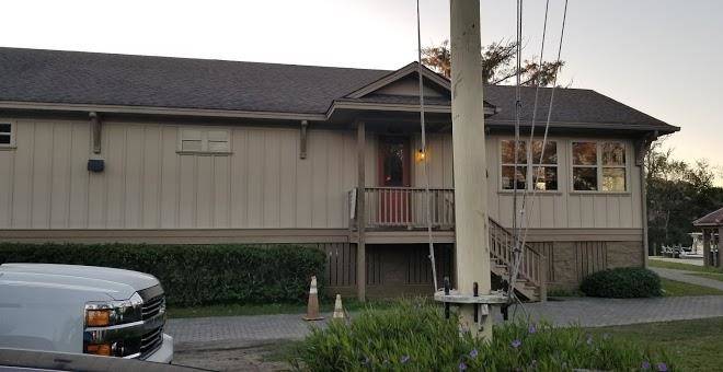 Bay city lodge & restaurant