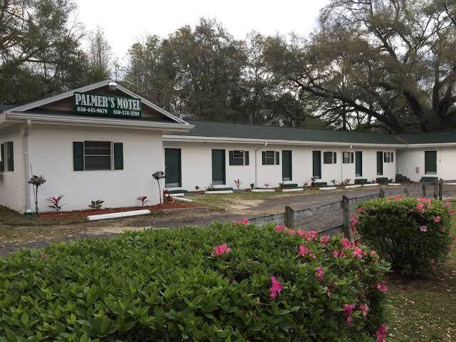 Palmer's motel