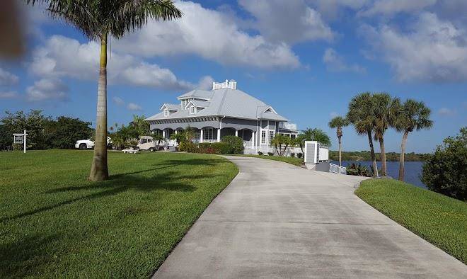 The glades rv resort golf and marina