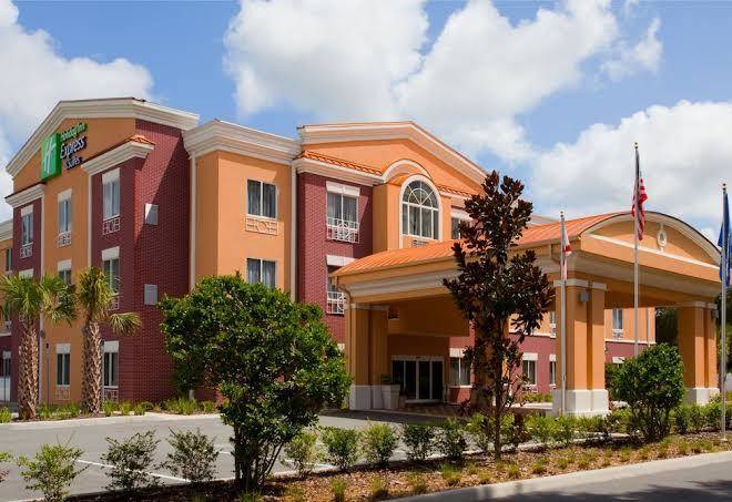 Holiday inn express & suites brooksville i 75