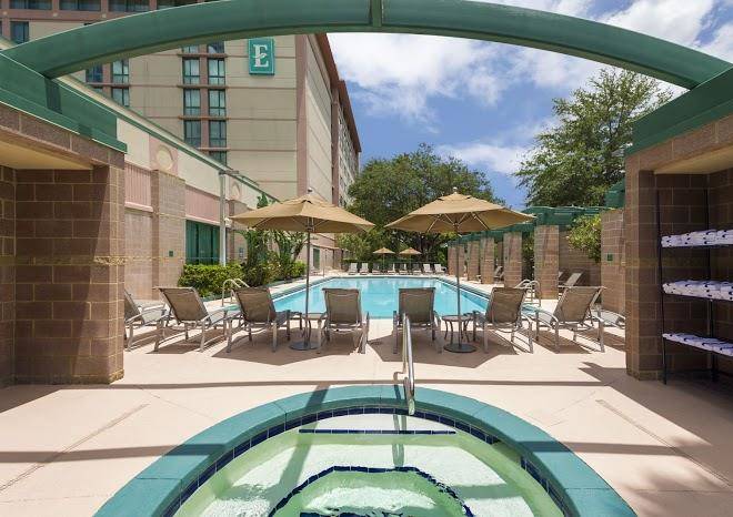 Embassy suites by hilton tampa usf near busch gardens