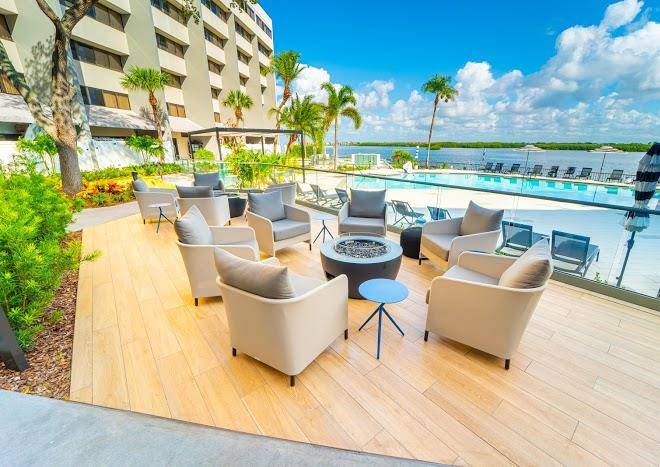 Doubletree by hilton tampa rocky point waterfront