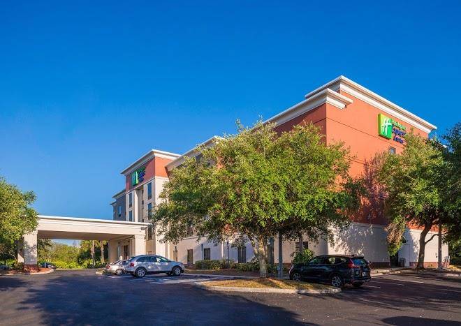 Holiday inn express & suites tampa anderson rd veterans exp