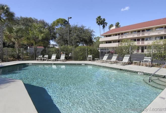 Red roof inn tampa brandon