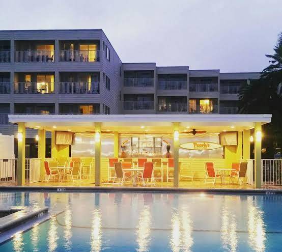 Sailport waterfront suites