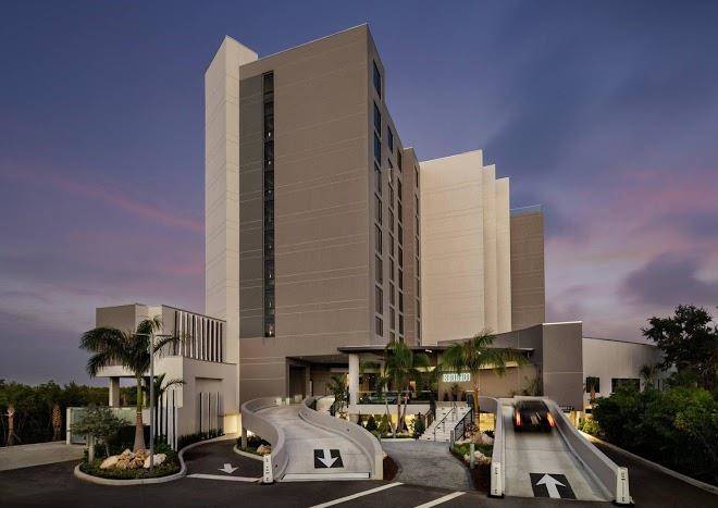 The current hotel autograph collection