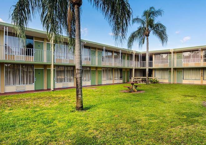 Motel 6 vero beach fl