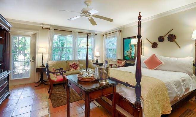 The caribbean court boutique hotel