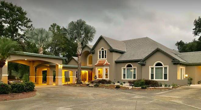 Lake Louisa Events Venue & Resort