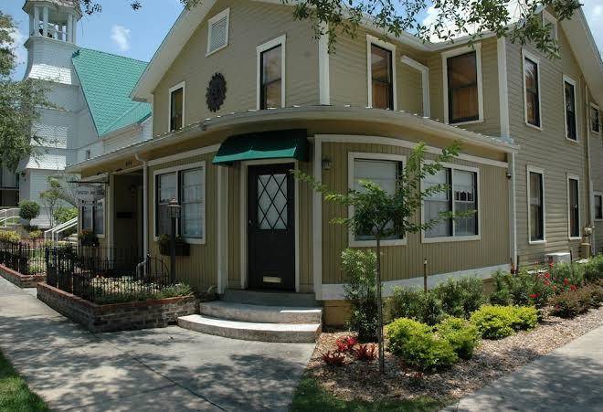 The heirloom inn mount dora