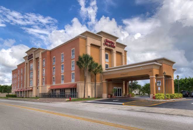 Hampton inn & suites cape coral fort myers area fl