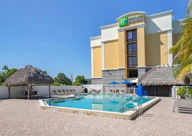 Holiday Inn Express Cape Coral Fort Myers Area Image
