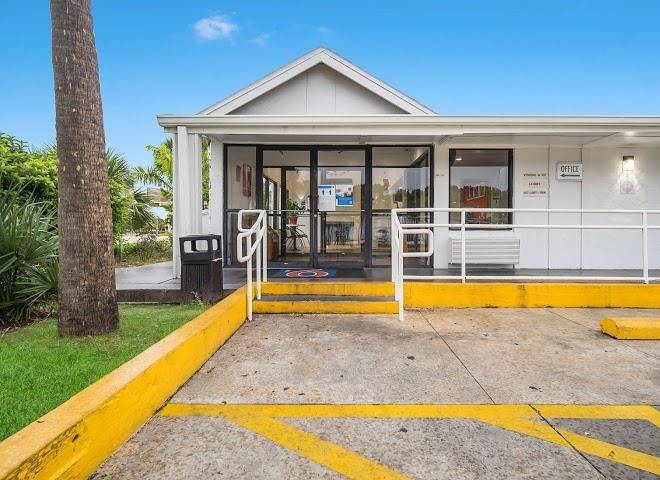 Motel 6 Fort Myers Fl Image