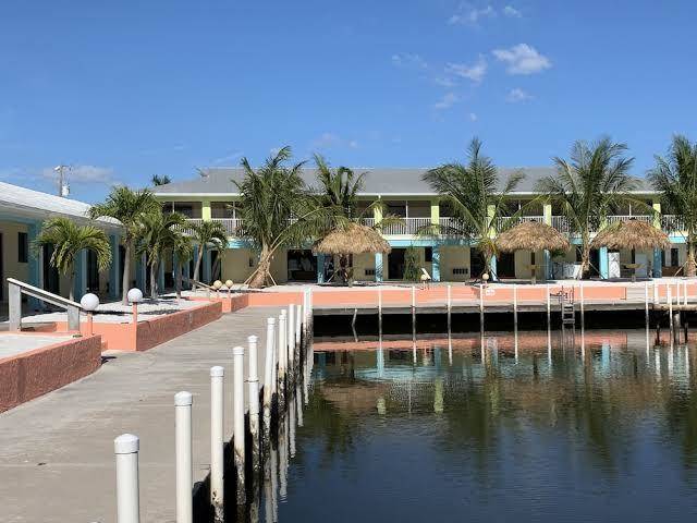 Off the charts inn & out island resort