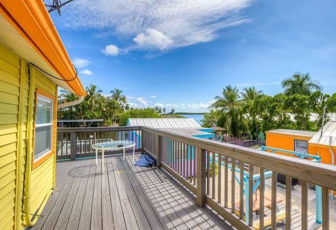 Pine island paradise resort