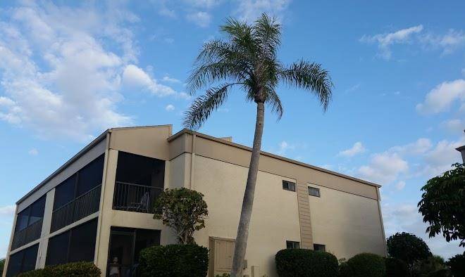 Sanibel beach club