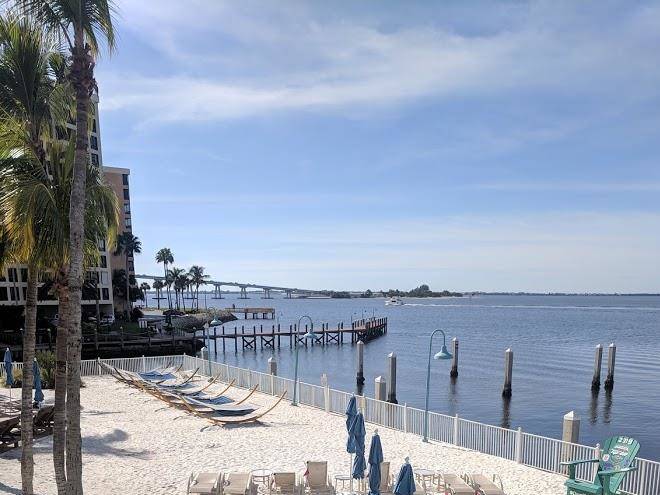 Sanibel harbour tower condo