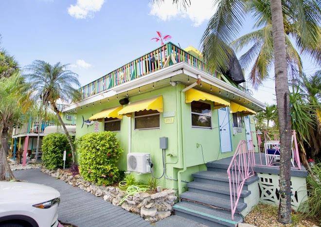 Sun deck inn & suites