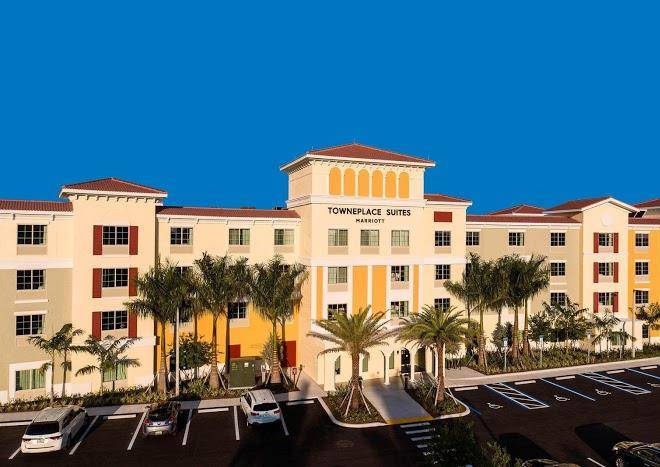 Towneplace Suites By Marriott Fort Myers Estero Image