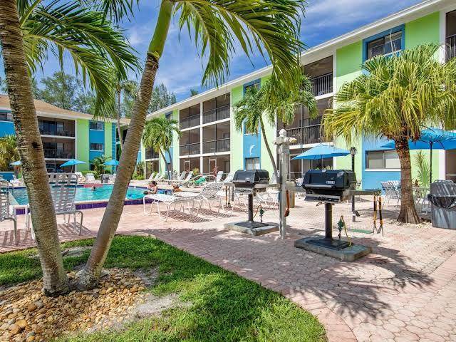 Tropical sands resort