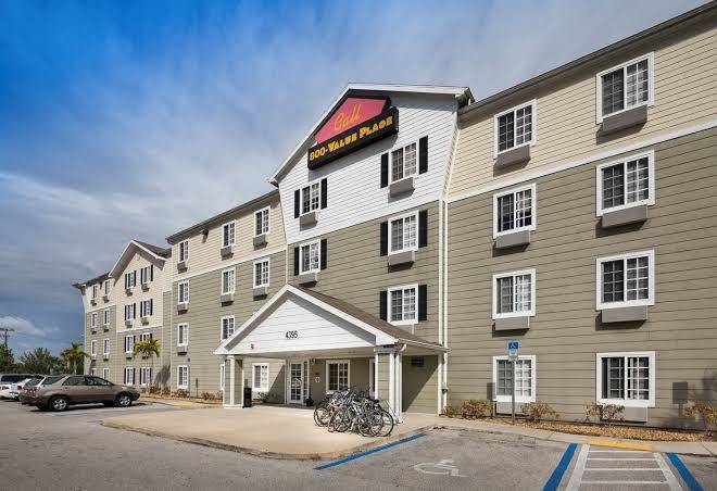 Woodspring suites fort myers southeast