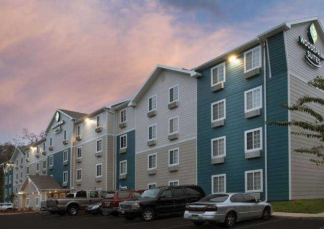 Woodspring suites tallahassee east