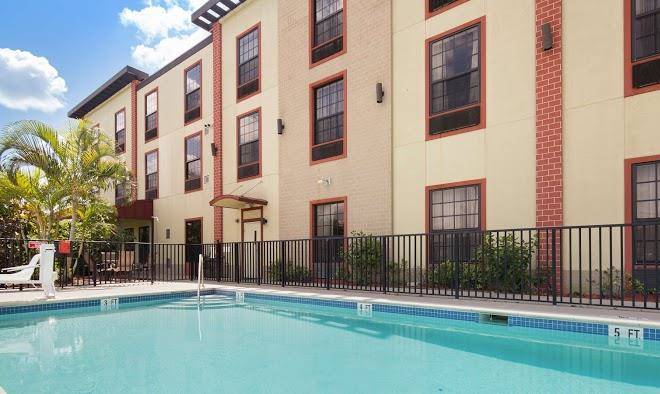 Best western plus bradenton gateway hotel