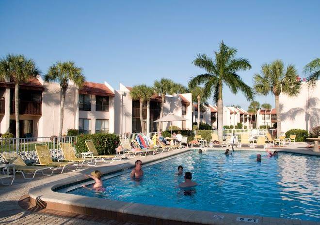 Dans florida condos runaway bay