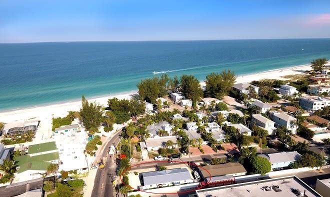 Holmes beach hideaway