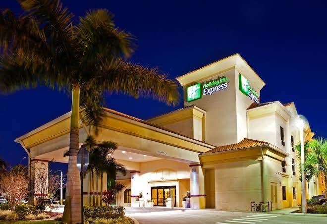 Holiday inn express stuart