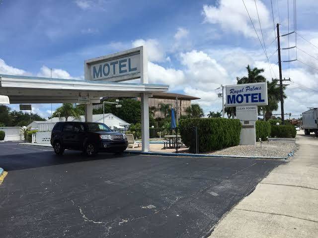 Royal palms motel
