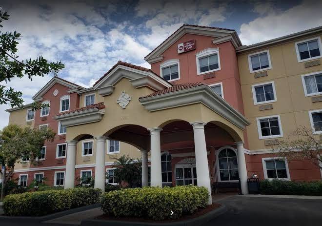 Best western plus miami doral dolphin mall