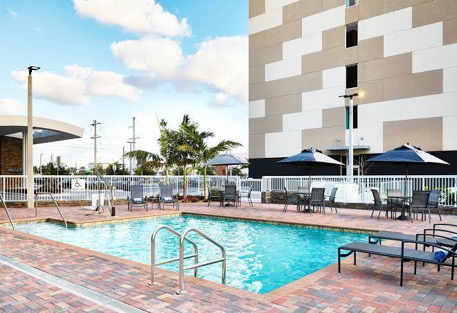 Fairfield inn & suites by marriott miami airport west doral